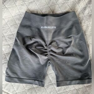 Alphalete amplify women’s shorts XS 4.5”
